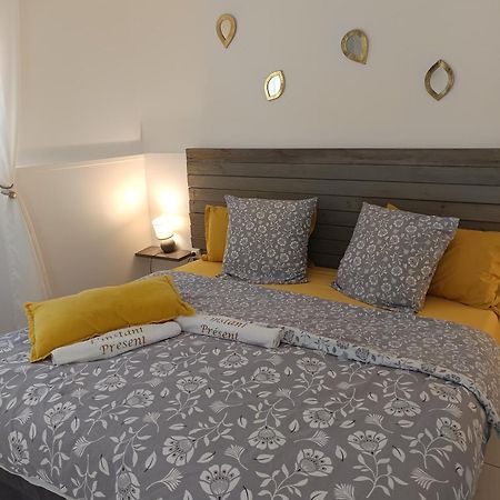 ル・ムル L'Instant Present Bed & Breakfast エクステリア 写真